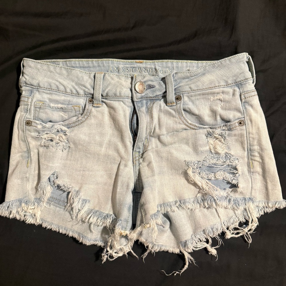 American eagle midi shorts. Size 4
